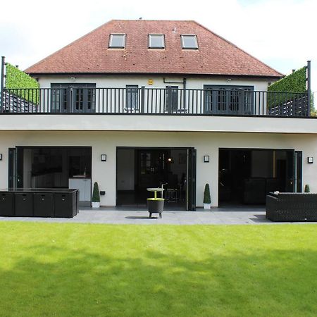 Modern Spacious House - Sleeps 16, Free Parking, Sun Terrace Nuneaton Ngoại thất bức ảnh