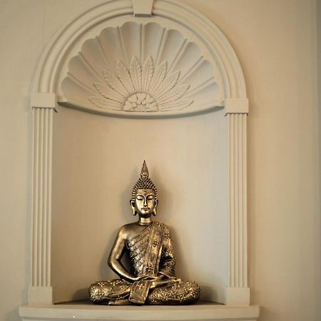 Modern Spacious House - Sleeps 16, Free Parking, Sun Terrace Nuneaton Ngoại thất bức ảnh
