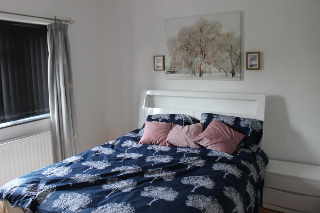 Modern Spacious House - Sleeps 16, Free Parking, Sun Terrace Nuneaton Ngoại thất bức ảnh